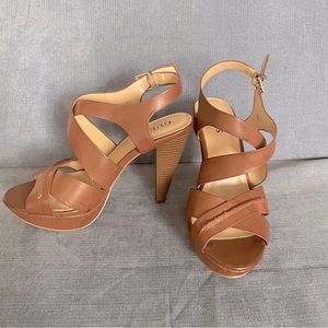 Guess brown leather heels/ worn once, size 8
